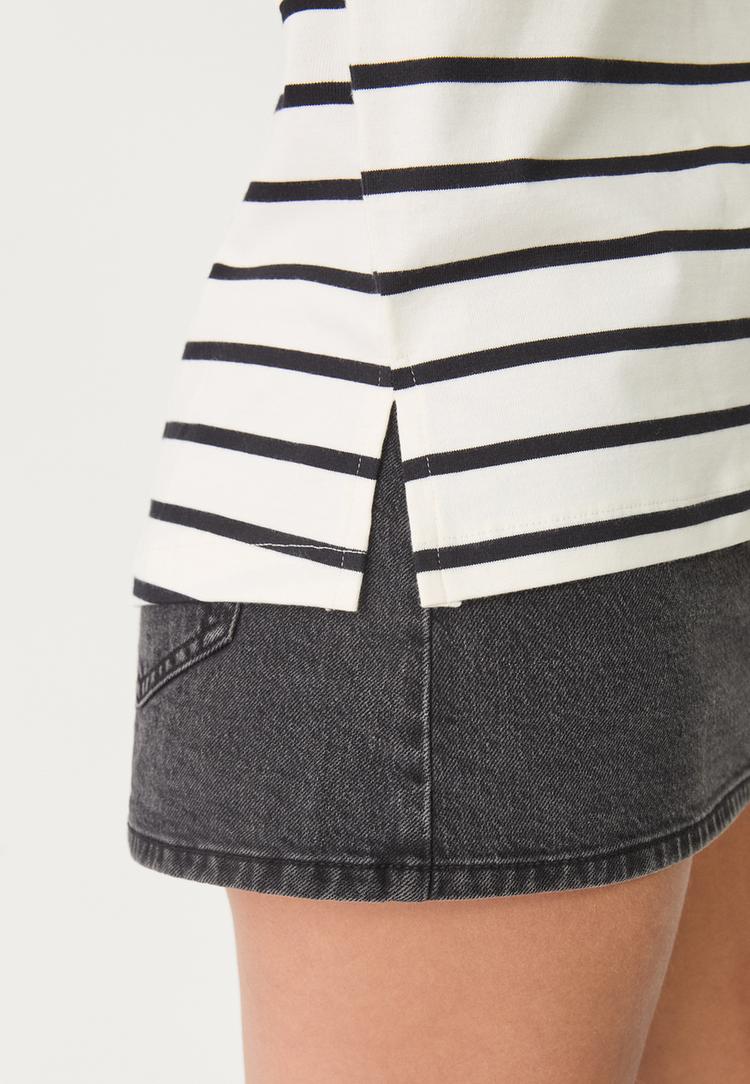 camiseta oversize rayas