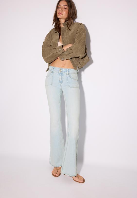 Дънки С Ниска Талия И Джобове С Шевове