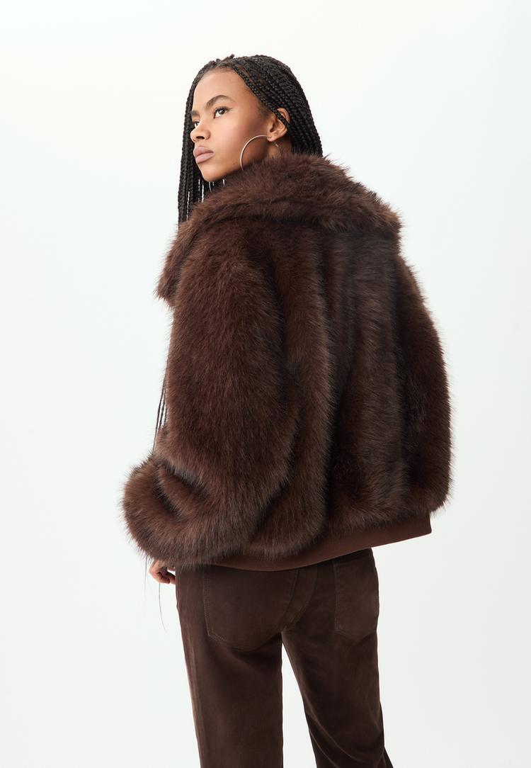 jacke-in-felloptik