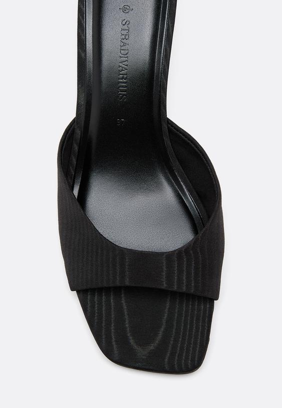 Stradivarius Heeled Mule Sandals Black 7