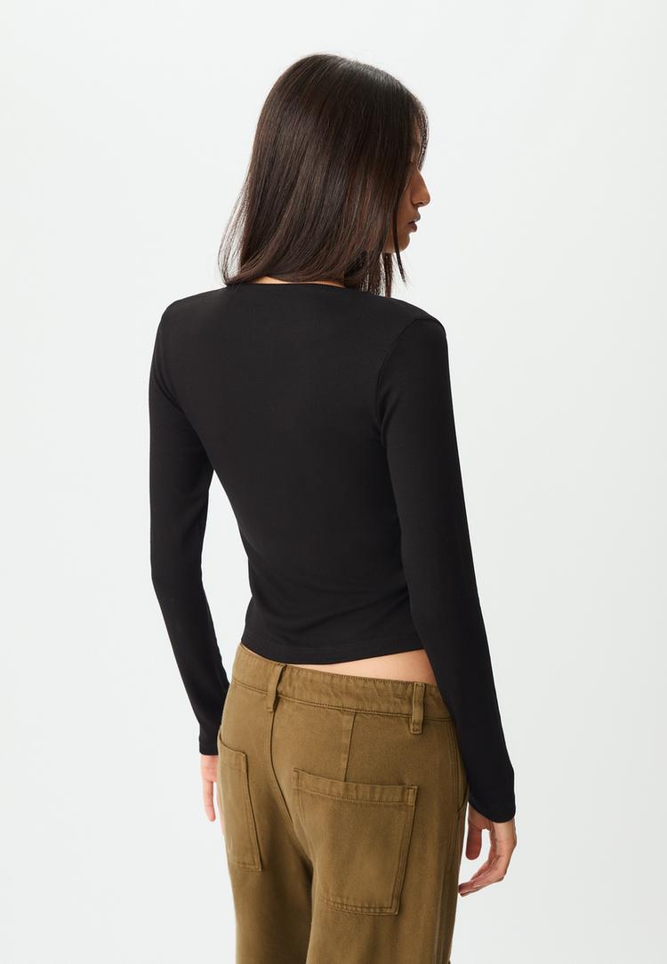 camiseta canale botones