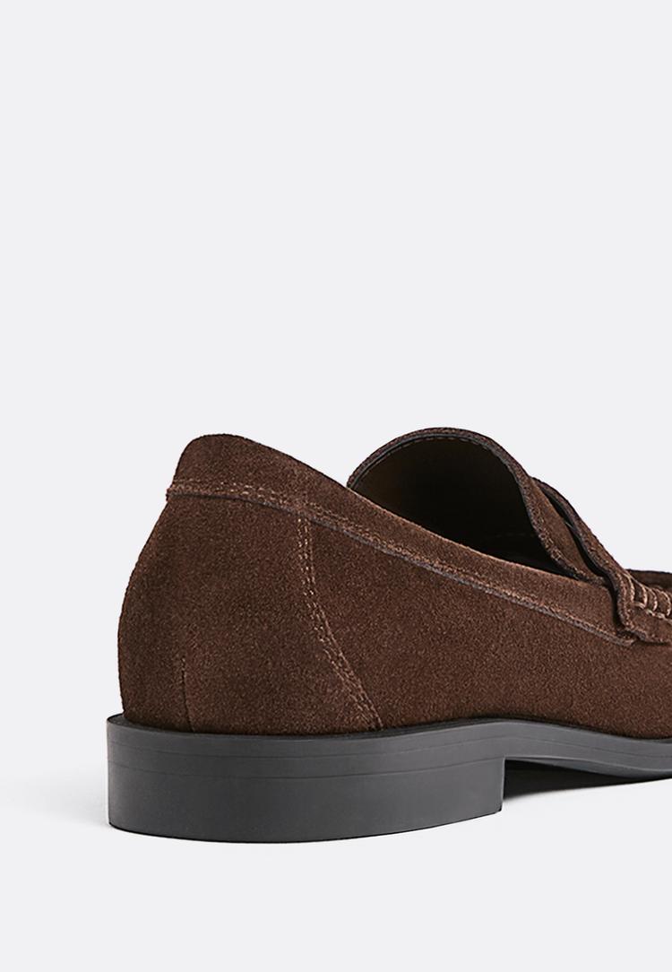 leather moccasin with thin sole