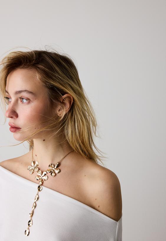 Stradivarius Lariat Flower Necklace Gold Os