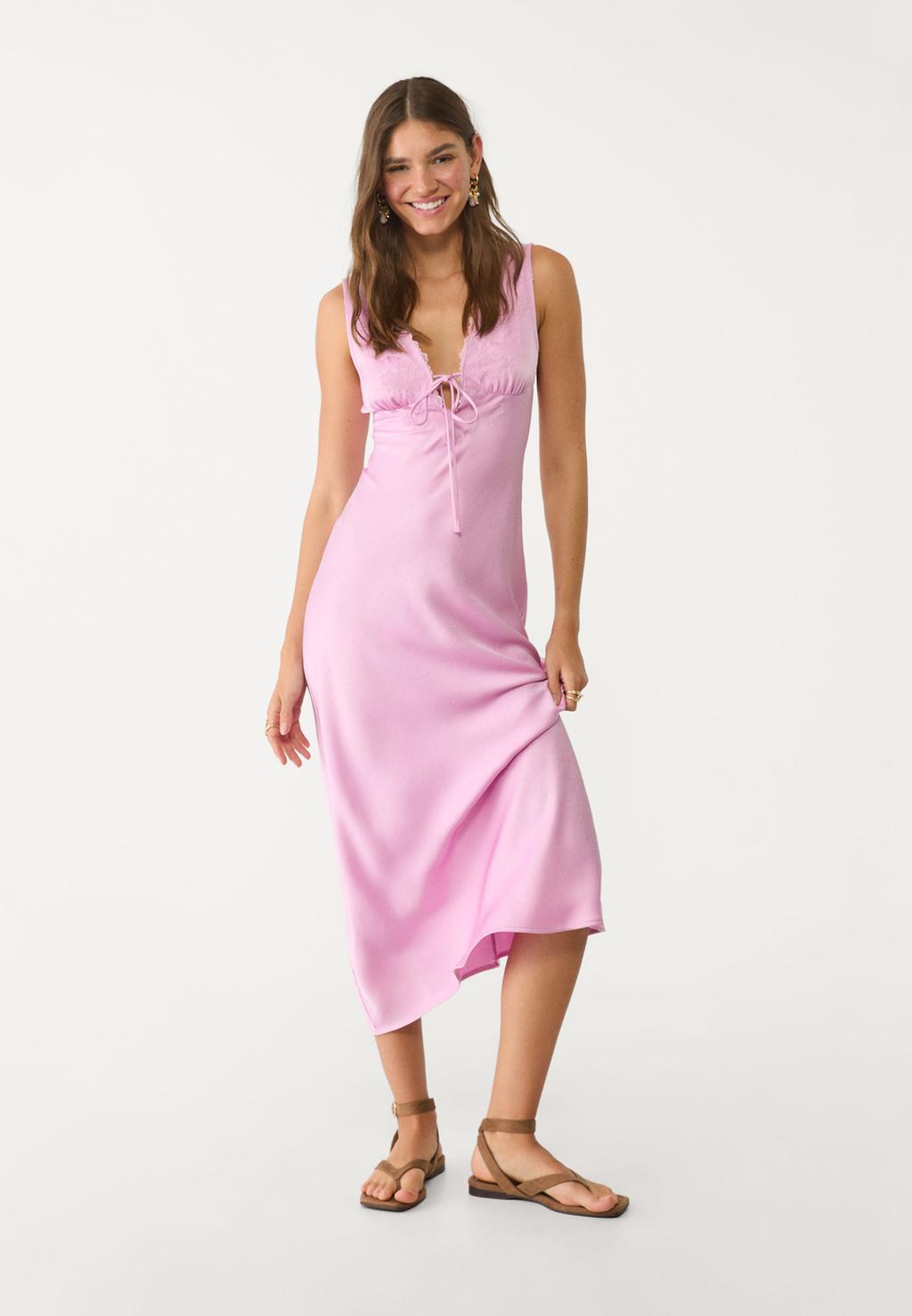 Rochie midi satinată cu dantelă
