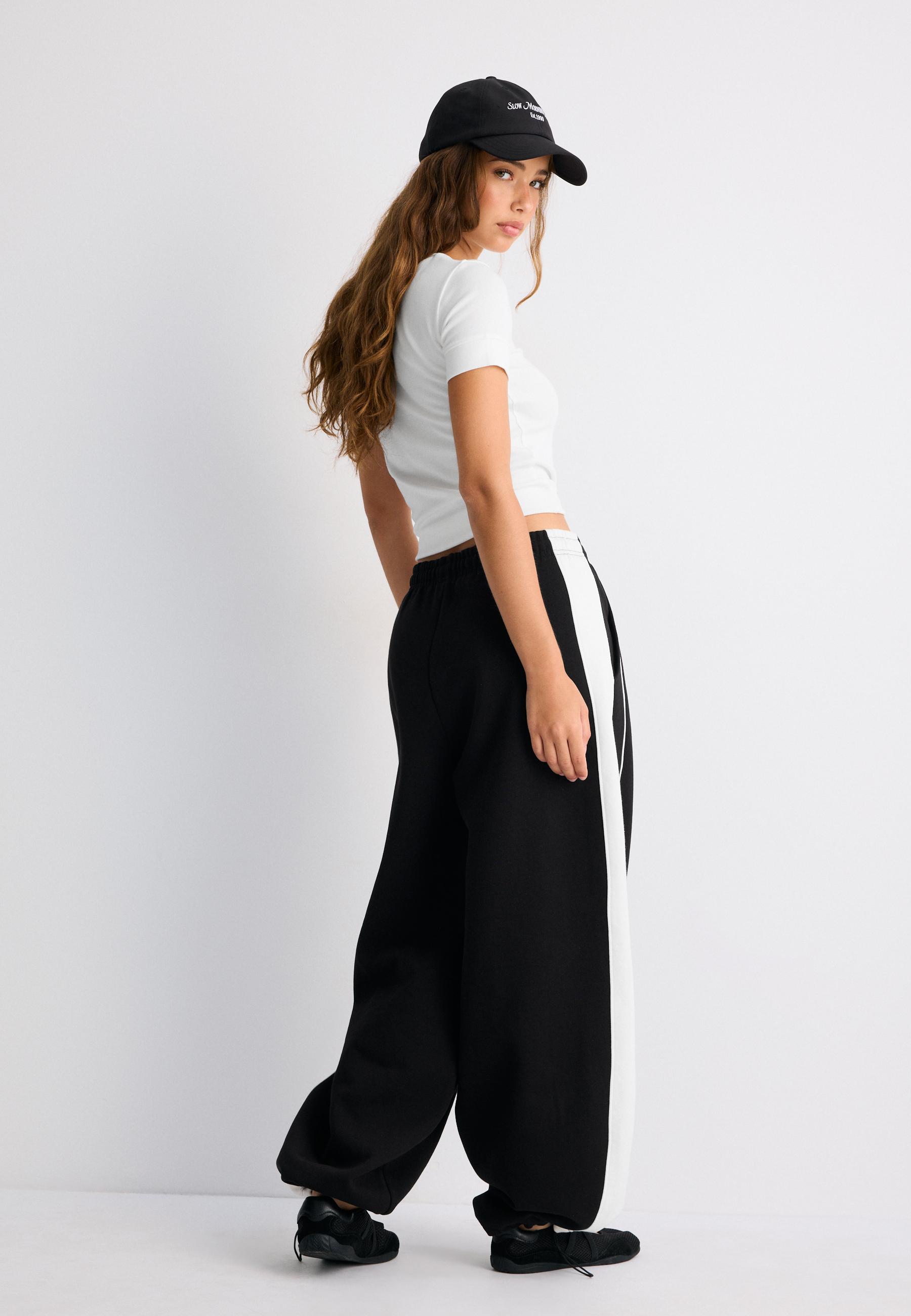 Plush contrast-side band joggers with toggles — Black