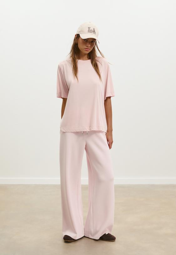 camiseta oversize tacto suave