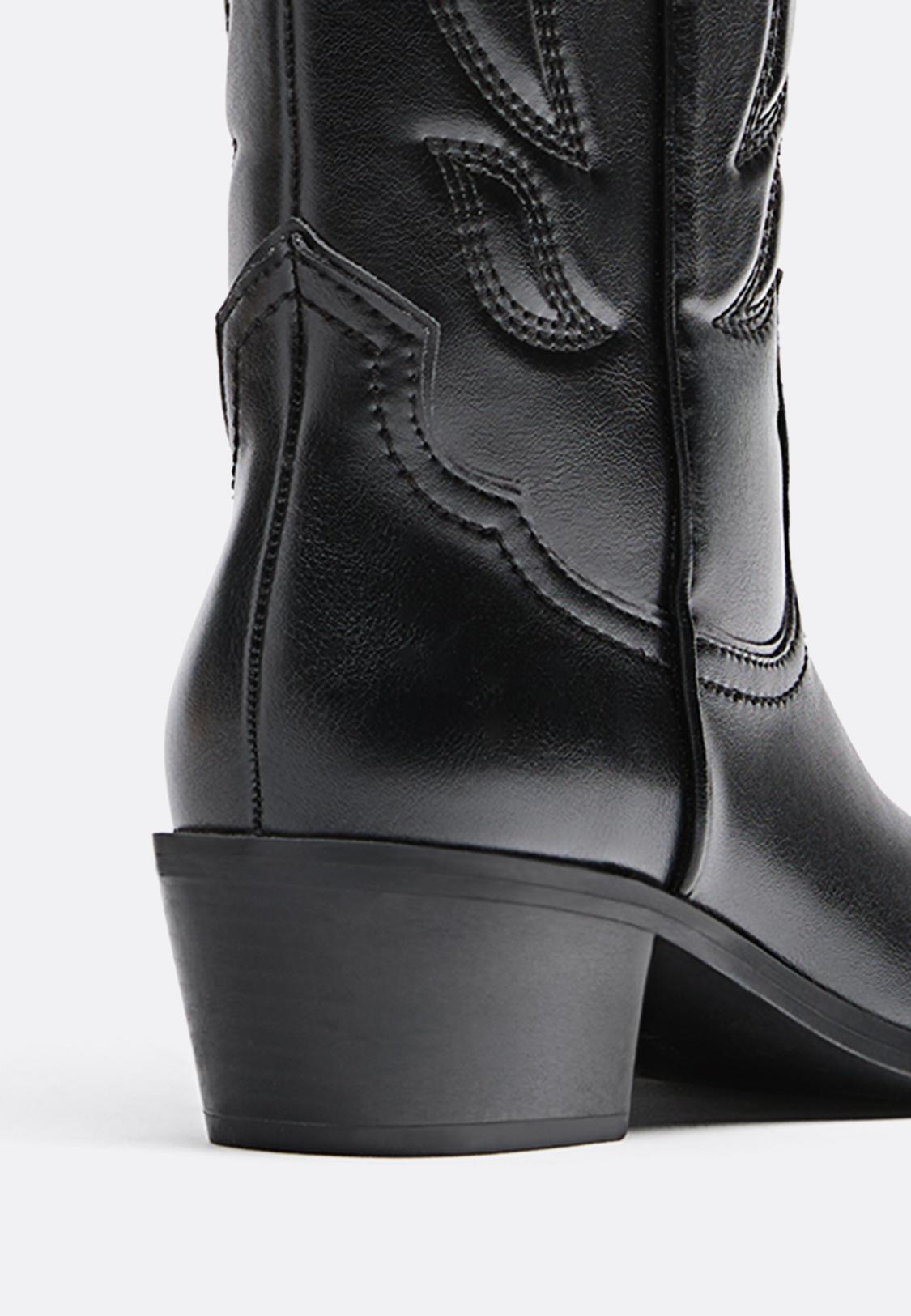 Cowboystiefel mit Absatz Mode für Damen Stradivarius Deutschland