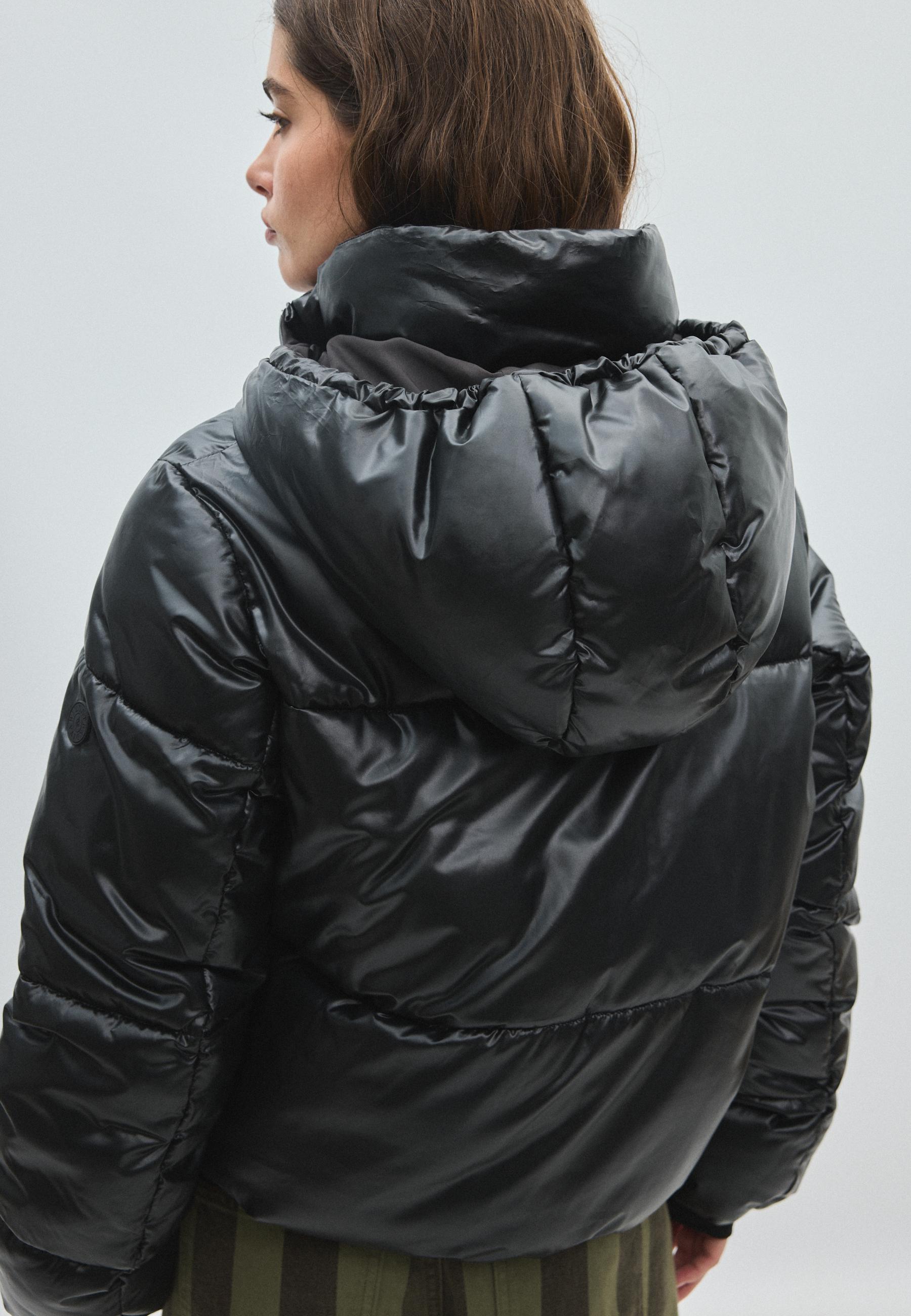 Metallic hooded puffer jacket — Black