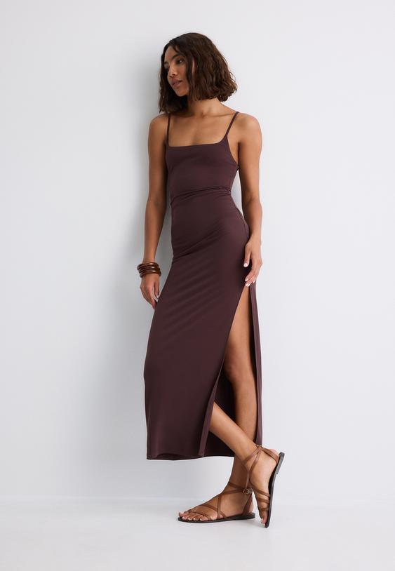 vestido midi tirantes fruncido