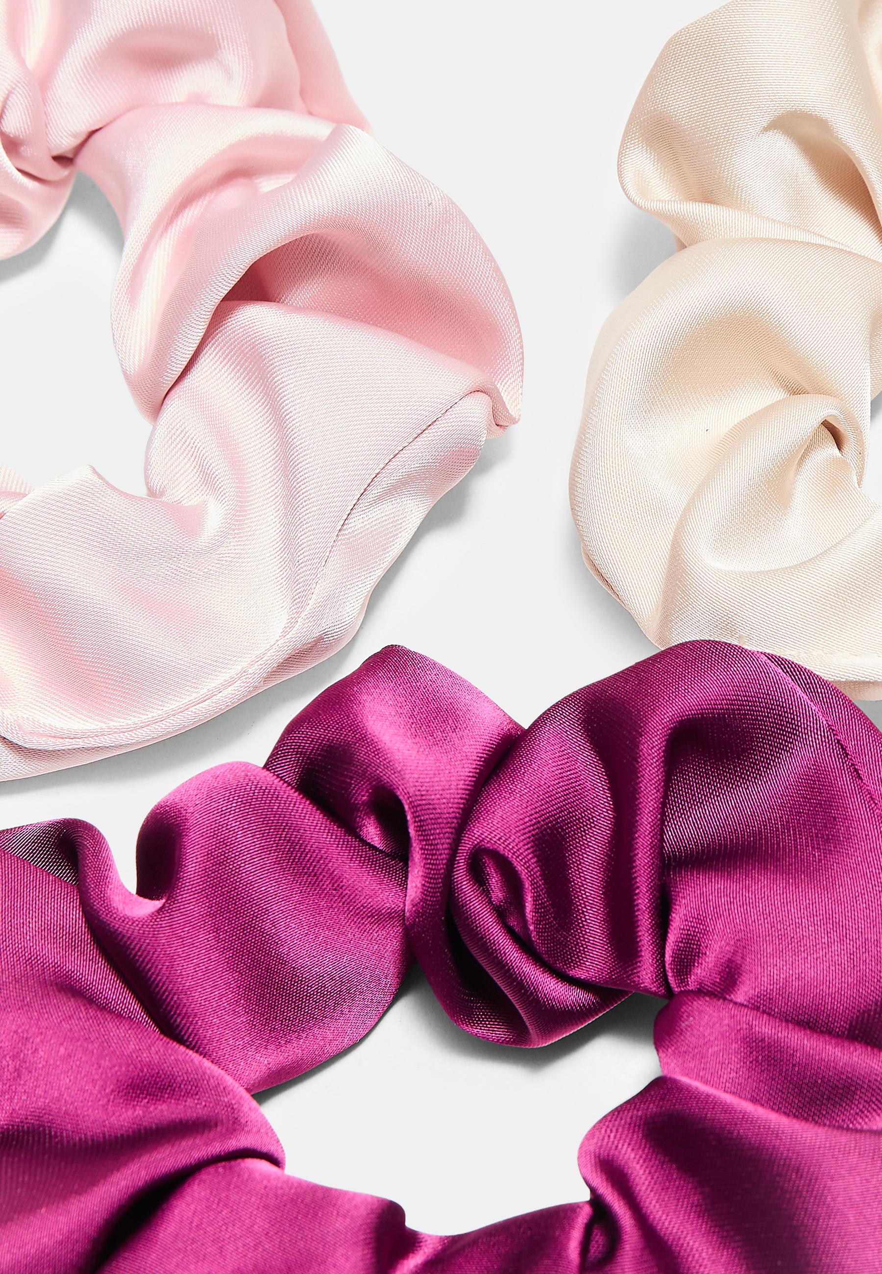 Set of 3 satin scrunchies — Pink