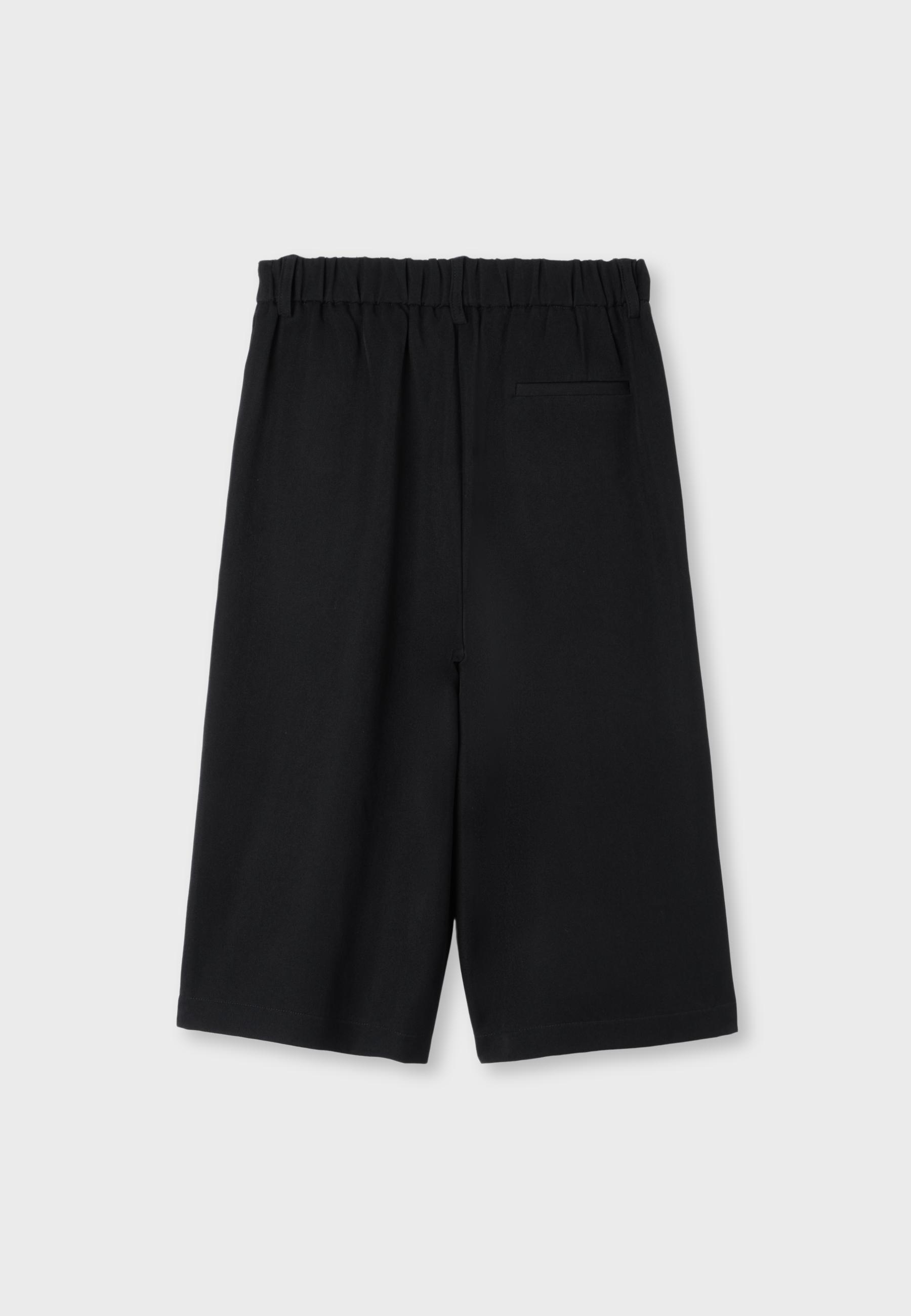 Tailored Bermuda shorts — Black