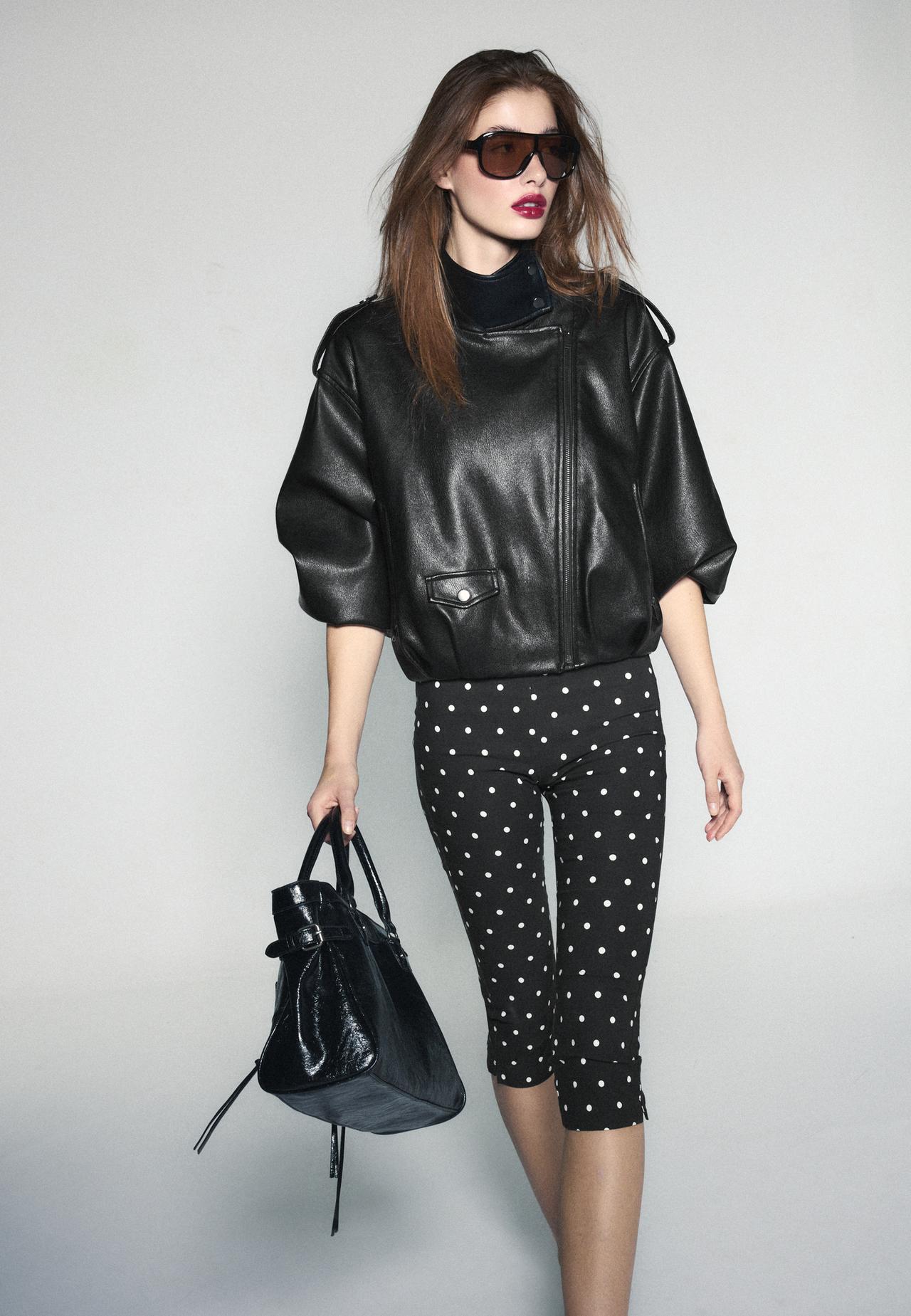 Polka dot capris — Black