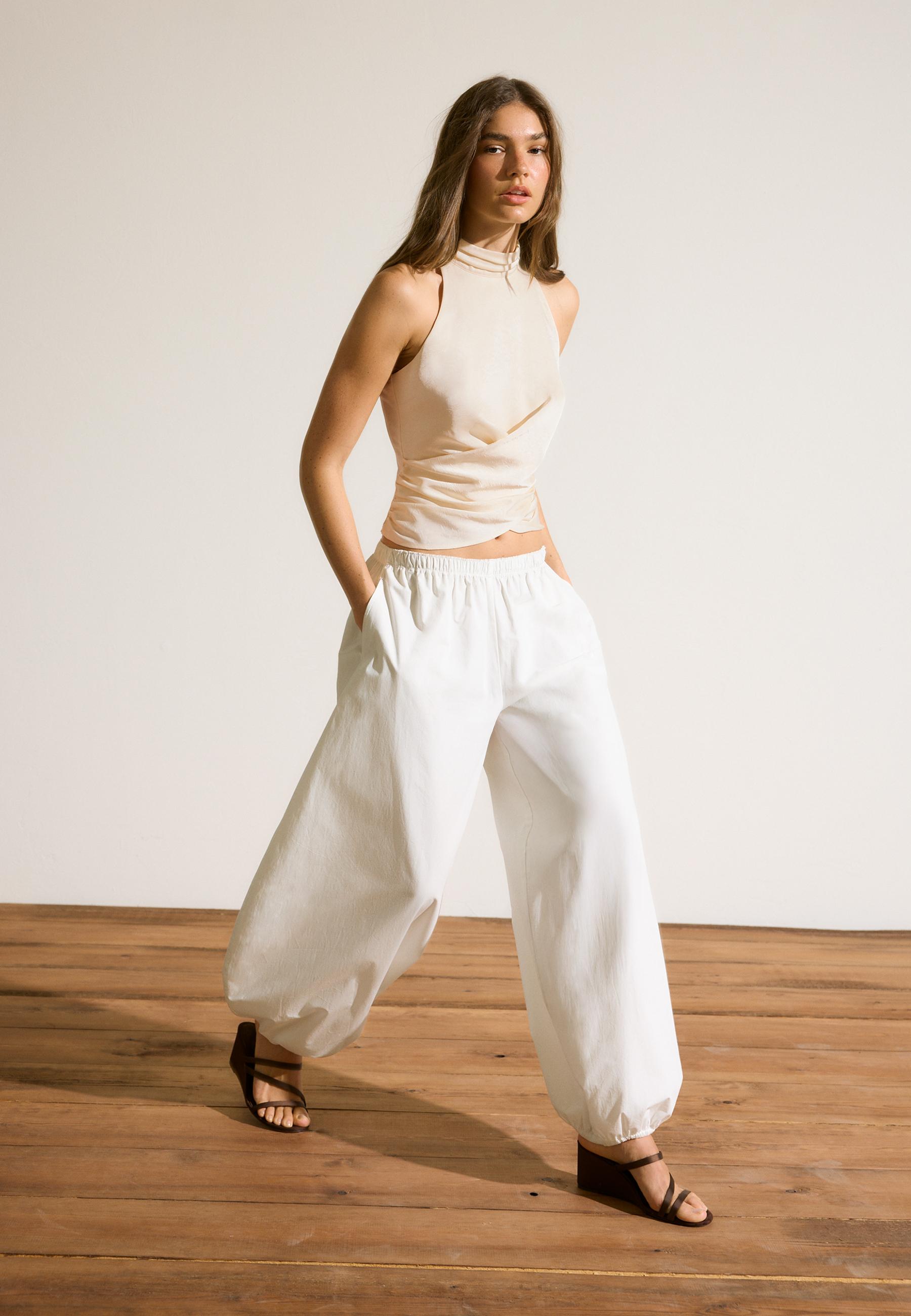 Printed voluminous trousers — White