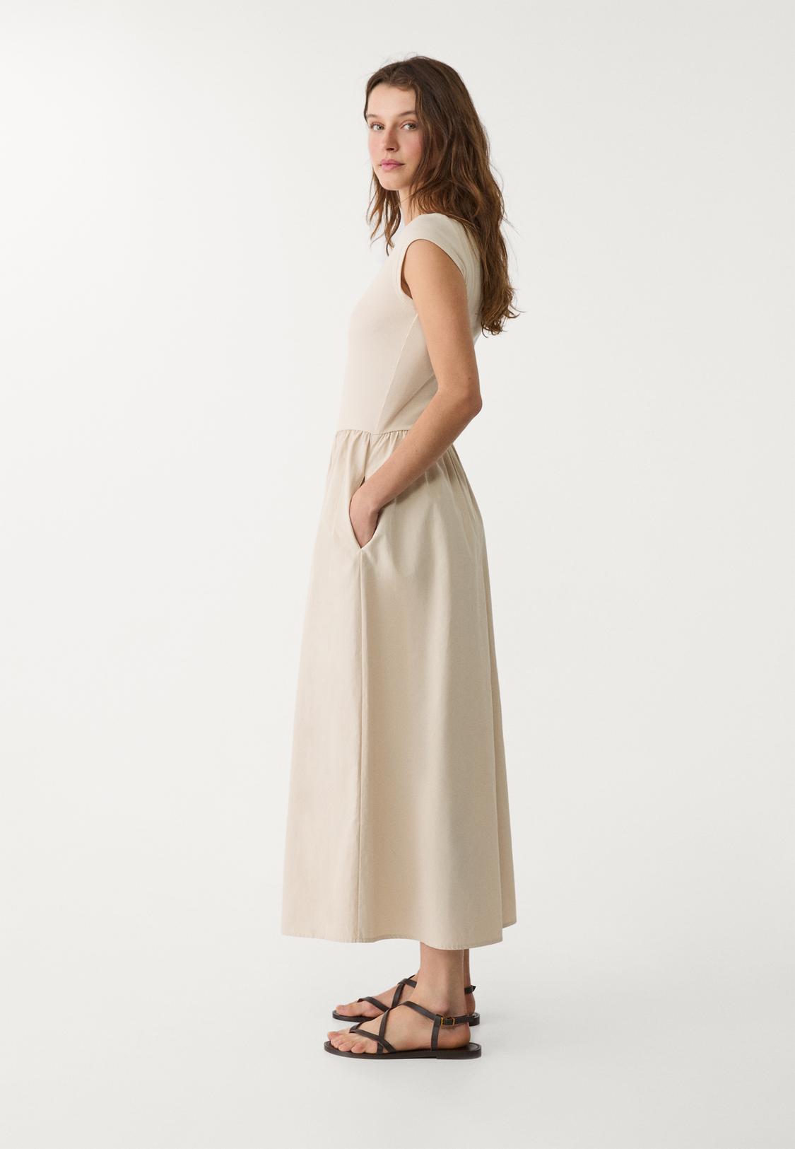Robe midi combinée Mode femme Stradivarius Luxembourg