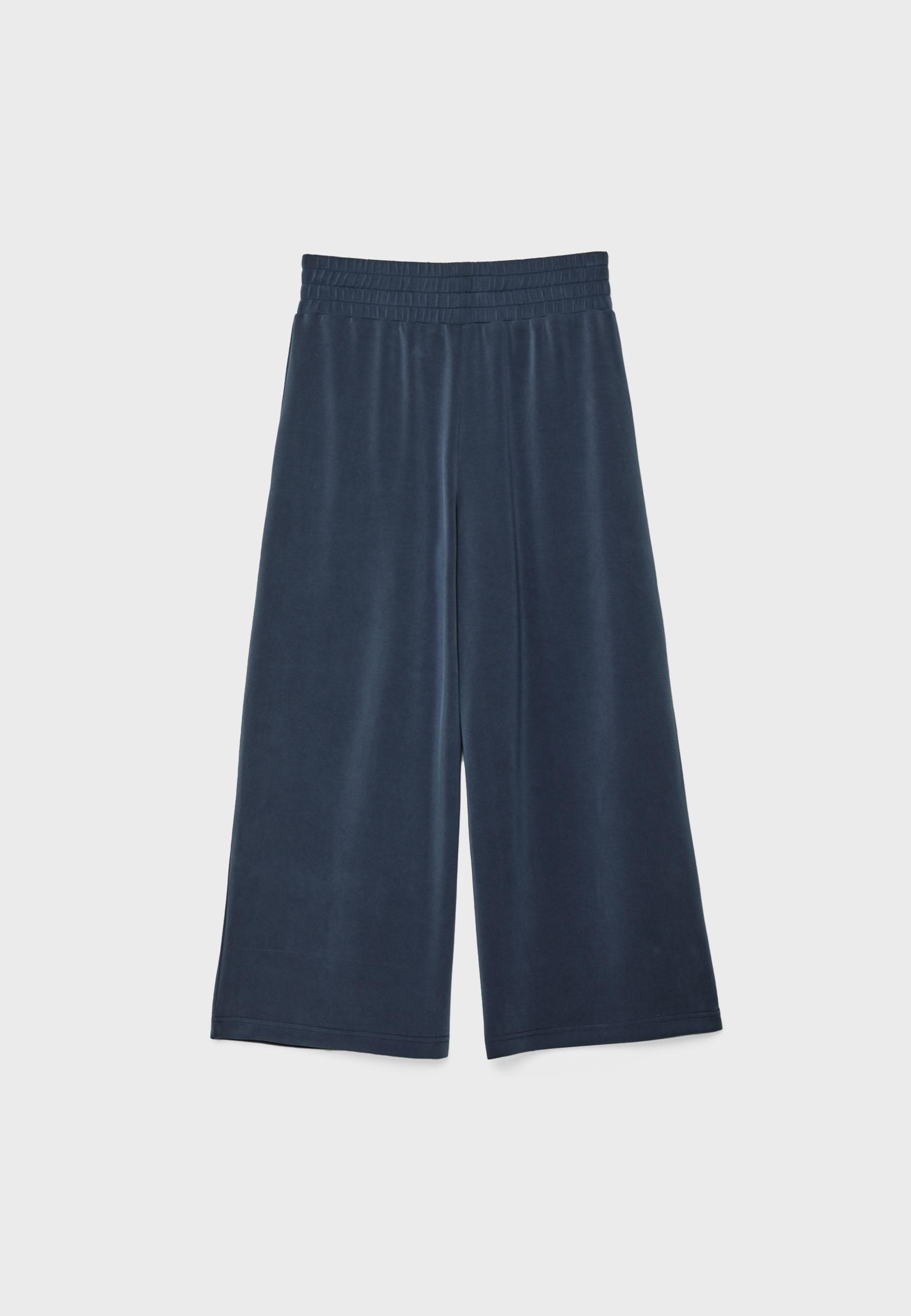 Soft-touch culottes — Dark blue