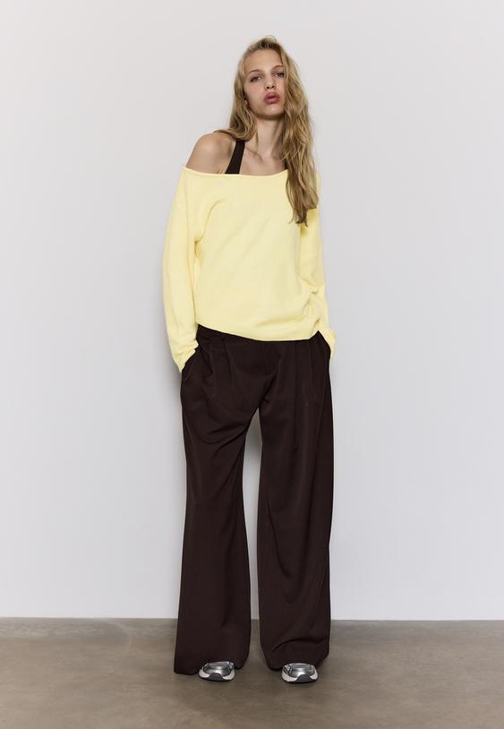 Asimetričen Pleten Pulover