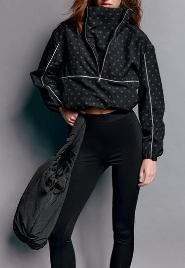 High-waist stirrup leggings — Black 4