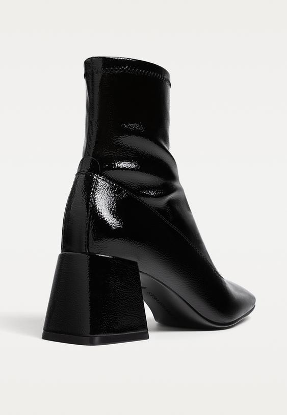 stivaletti in vernice