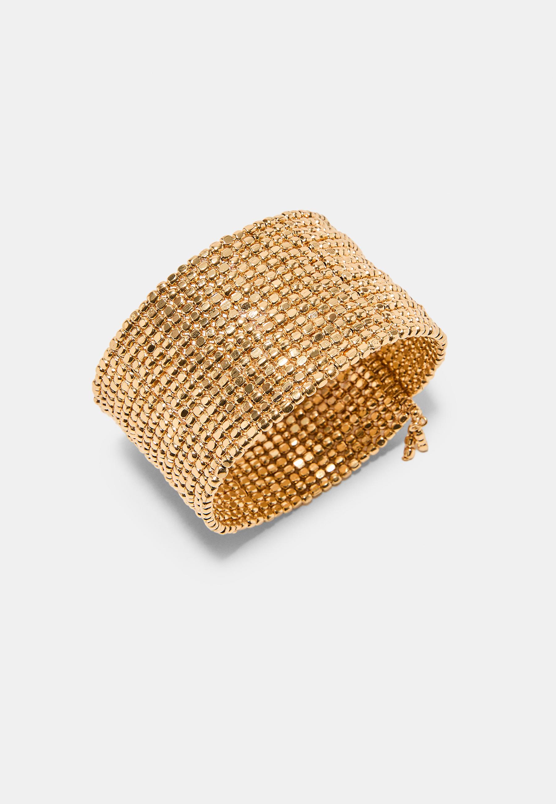 Beaded bracelet — Gold