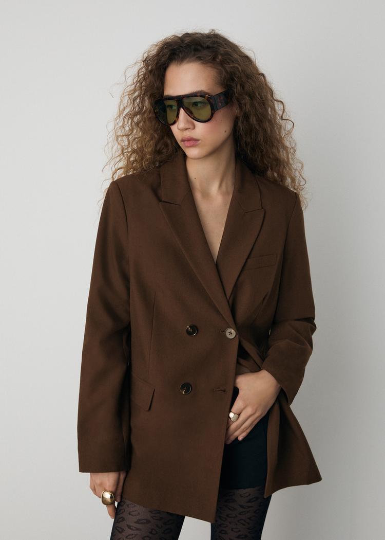 double breasted buttoned blazer