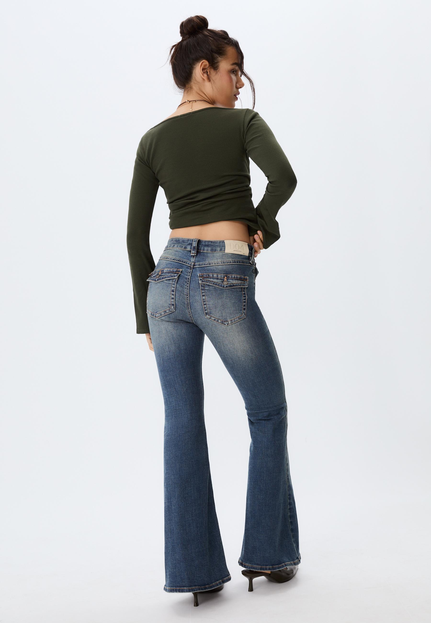 D04 low rise flared jeans — MEDIUM DENIM WASH