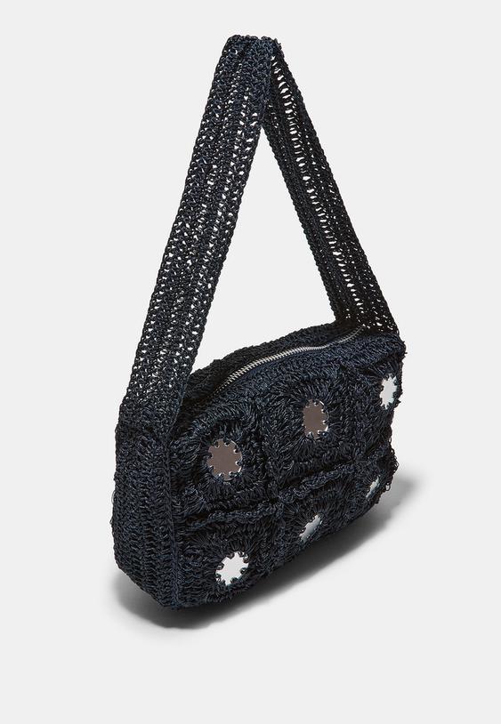 mala de ombro de crochet com espelhos