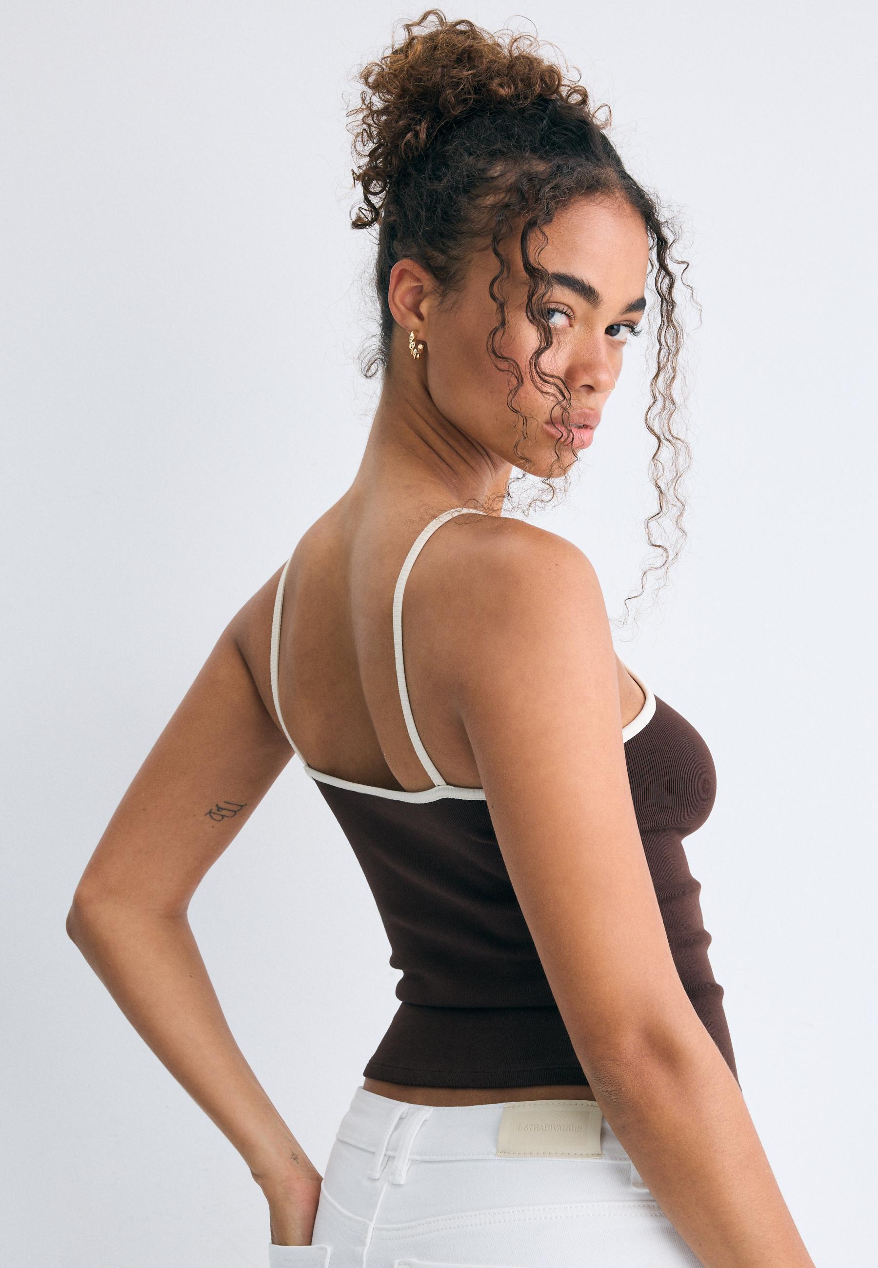 B07 Ribbed strap top — Brown