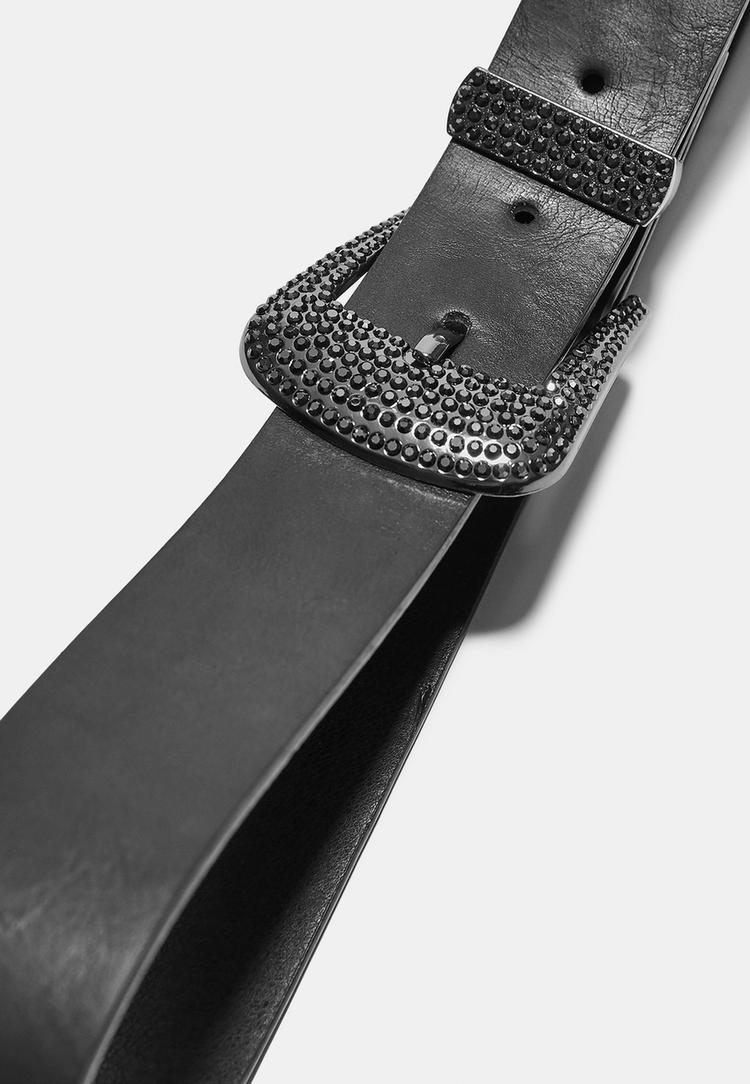 cinto com fivela brilhante