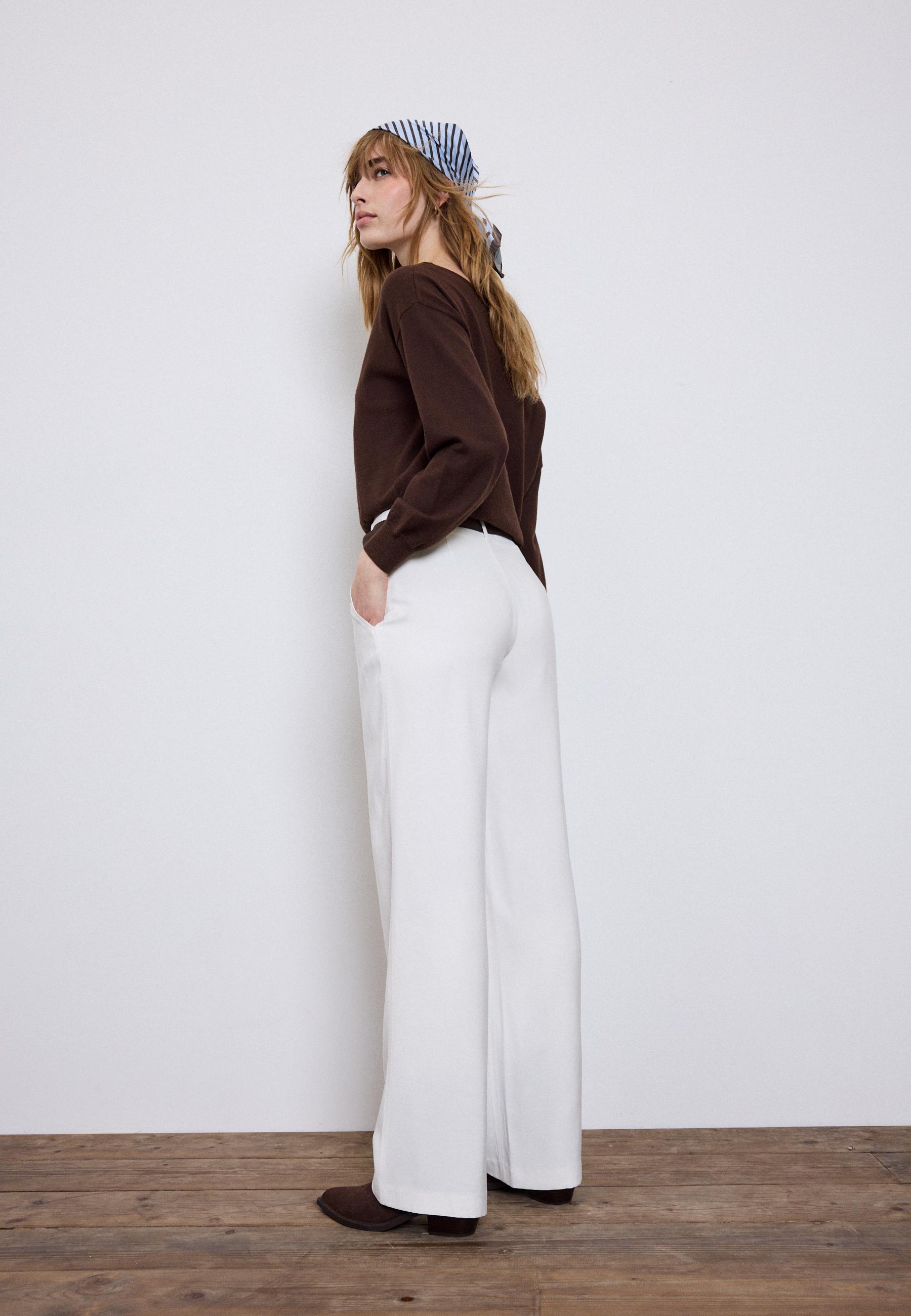 Düz kesim dökümlü kemerli pantolon - Görsel 6