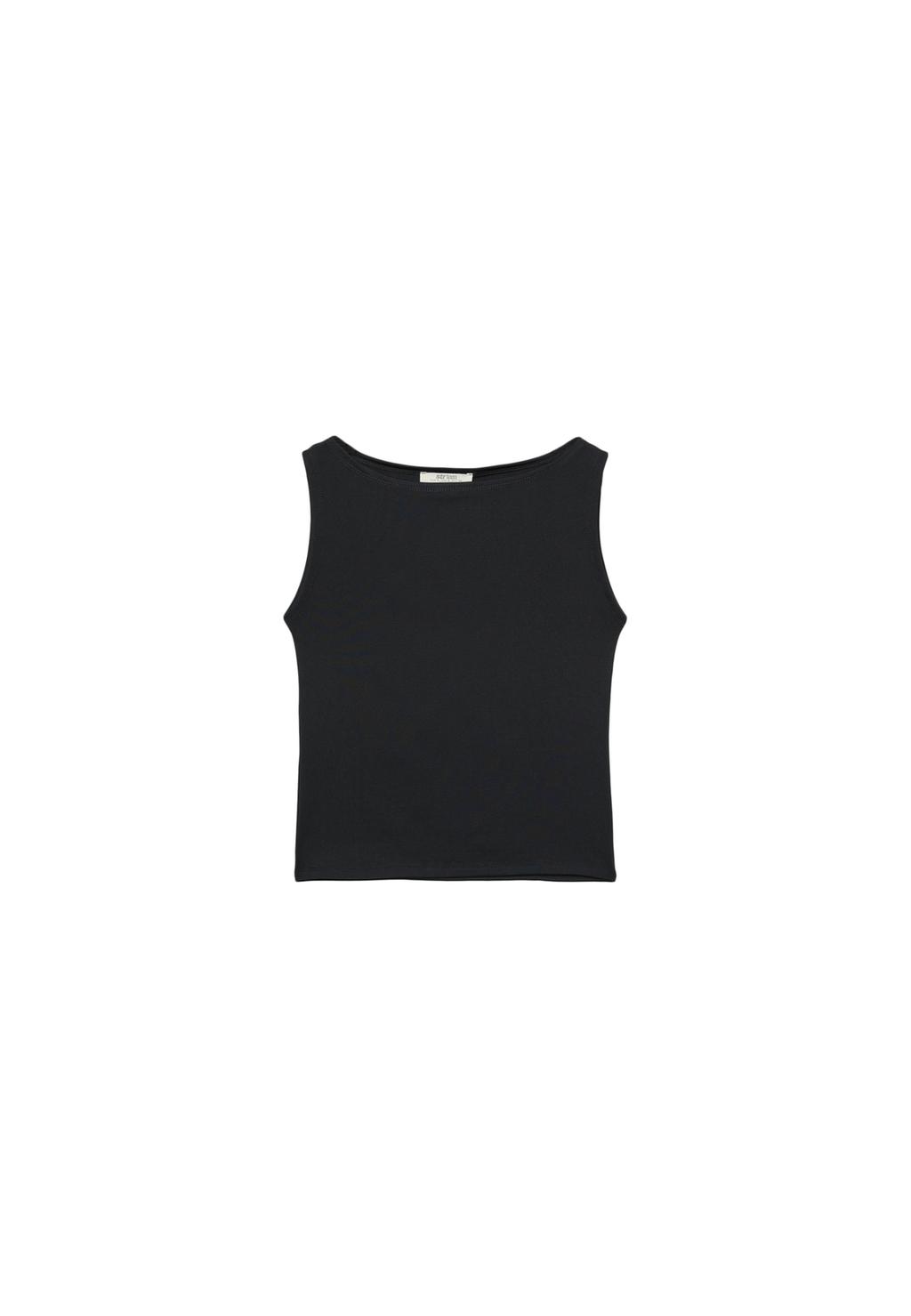 Boat neck sleeveless T-shirt