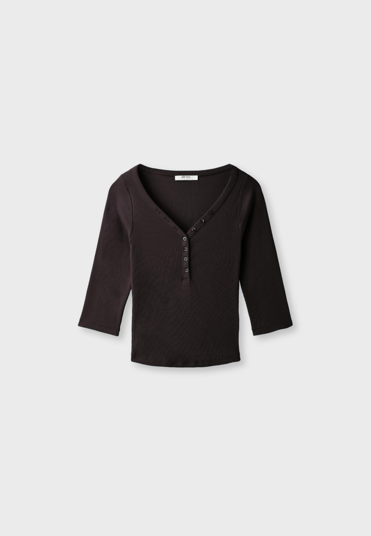 Henley T-shirt — Brown