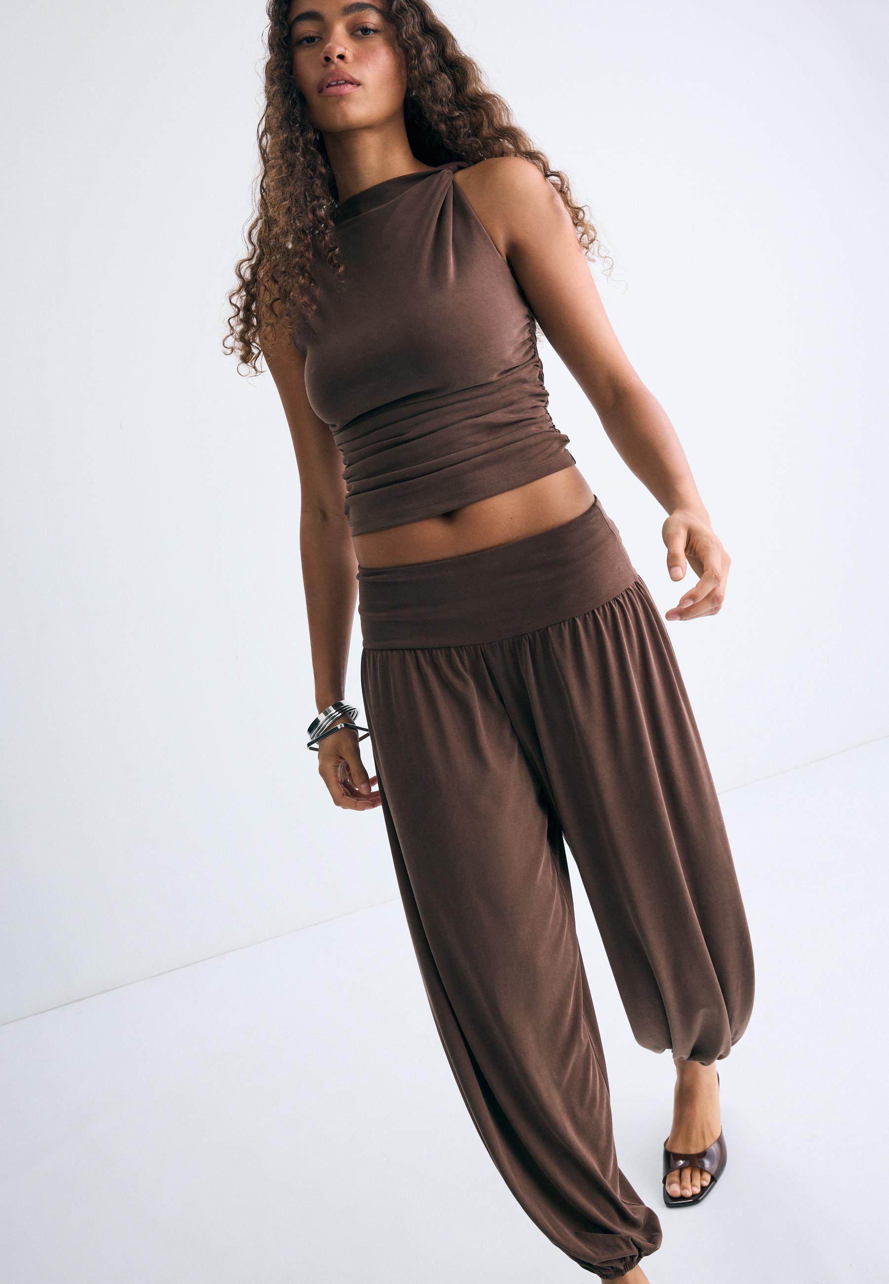 Draped fitted top — Brown