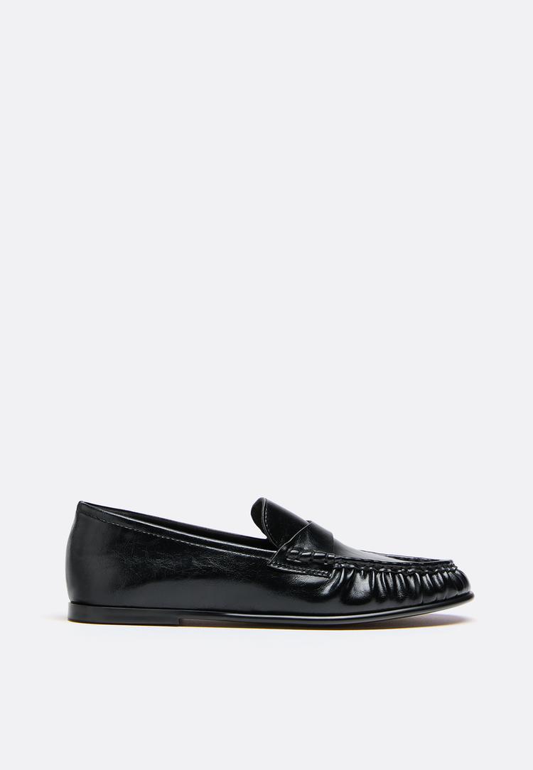 Stradivarius – Mjuka Loafers I Svart Skinneffekt