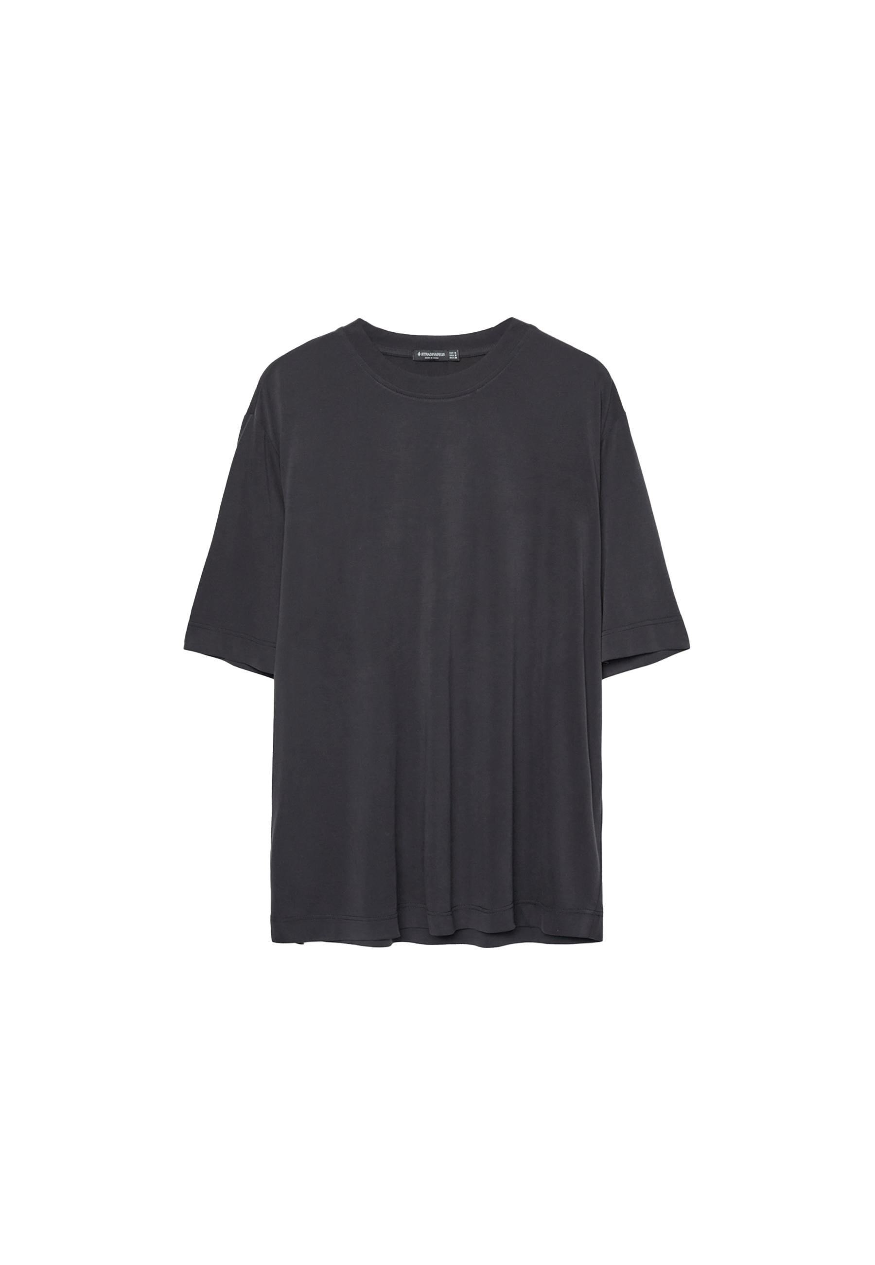 Soft-touch oversize turtleneck — Black