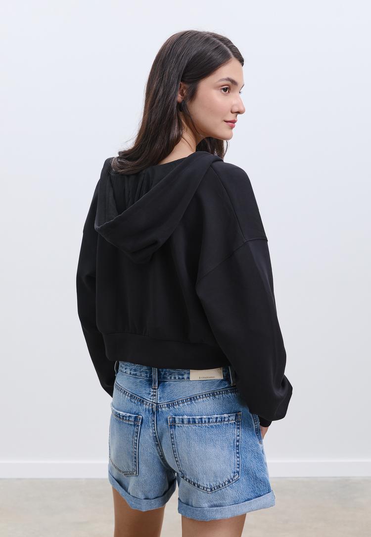 chaqueta con capucha tacto suave