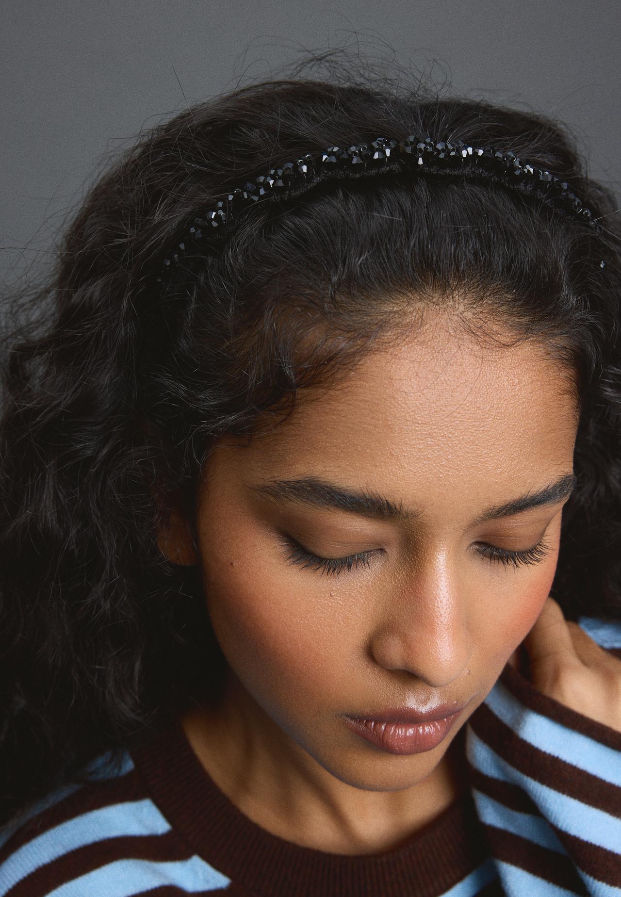 Rigid shimmery headband — Black
