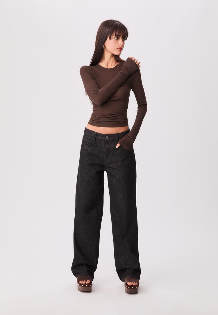 loose baggy jeans