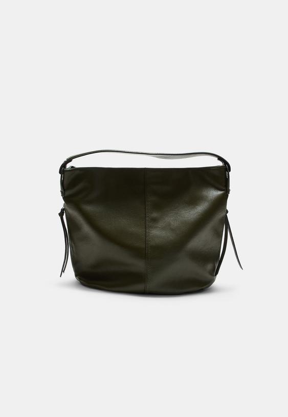 shoulder bag with zip
