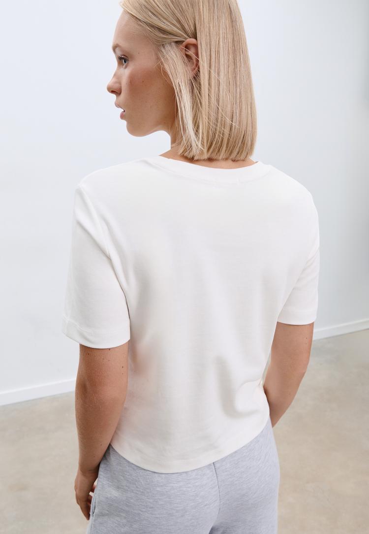 basic-t-shirt-aus-schwerem-gewebe-im-regular-fit