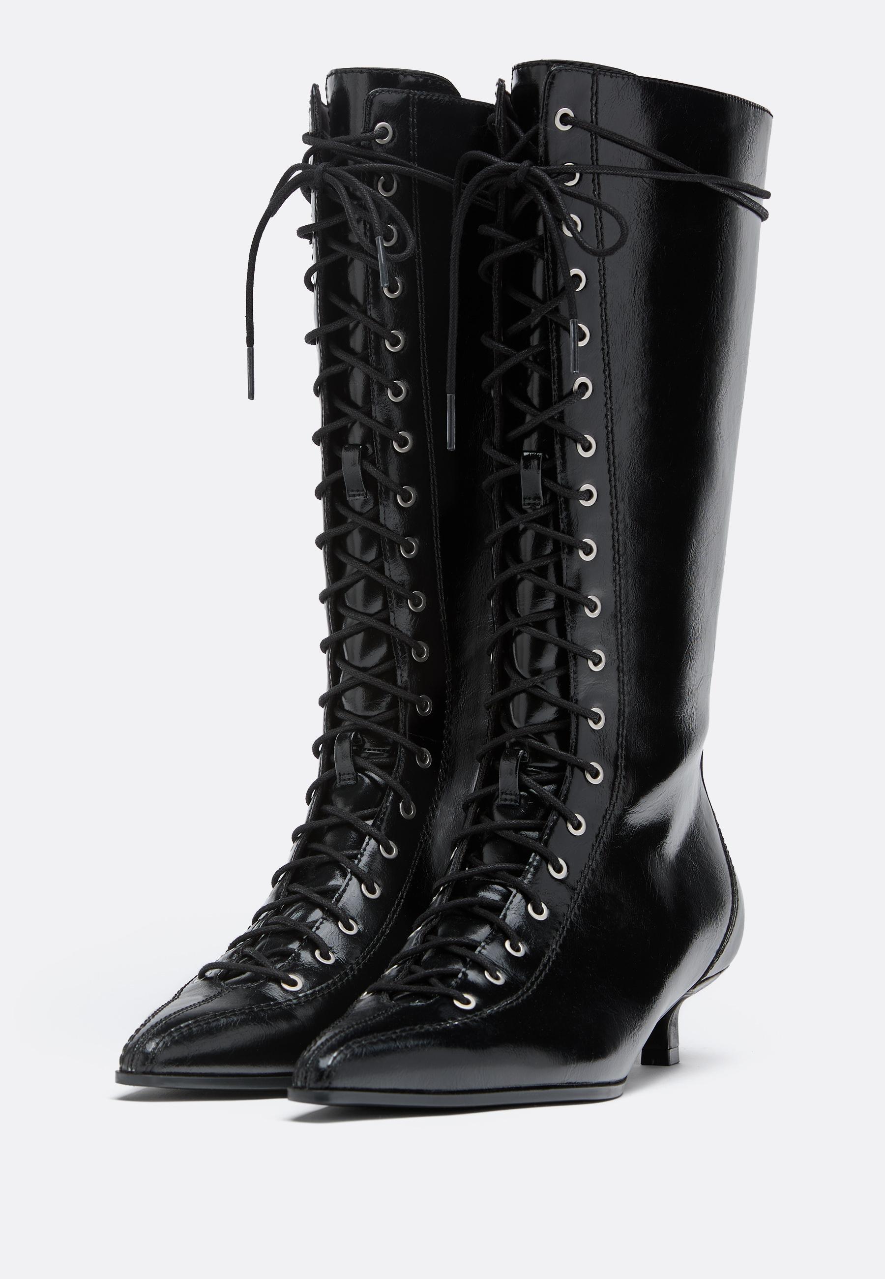 Bota tacón kitten acordonada