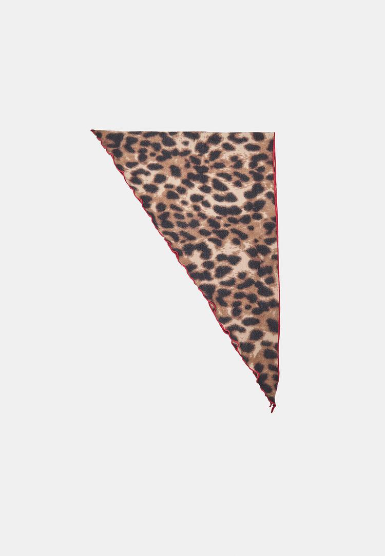 panuelo triangular leopardo