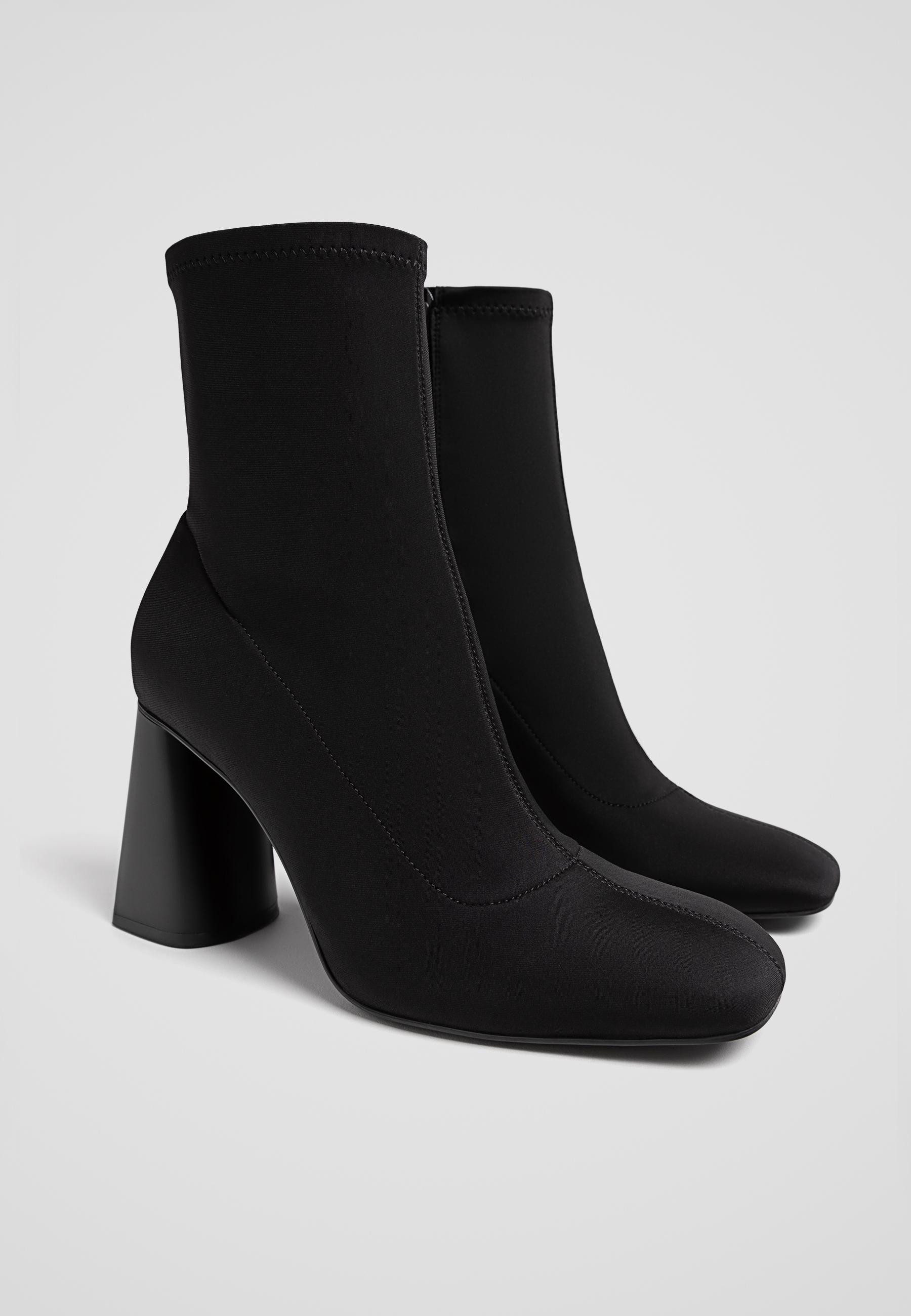 Bottines a talon effet neoprene null femme Stradivarius Luxembourg