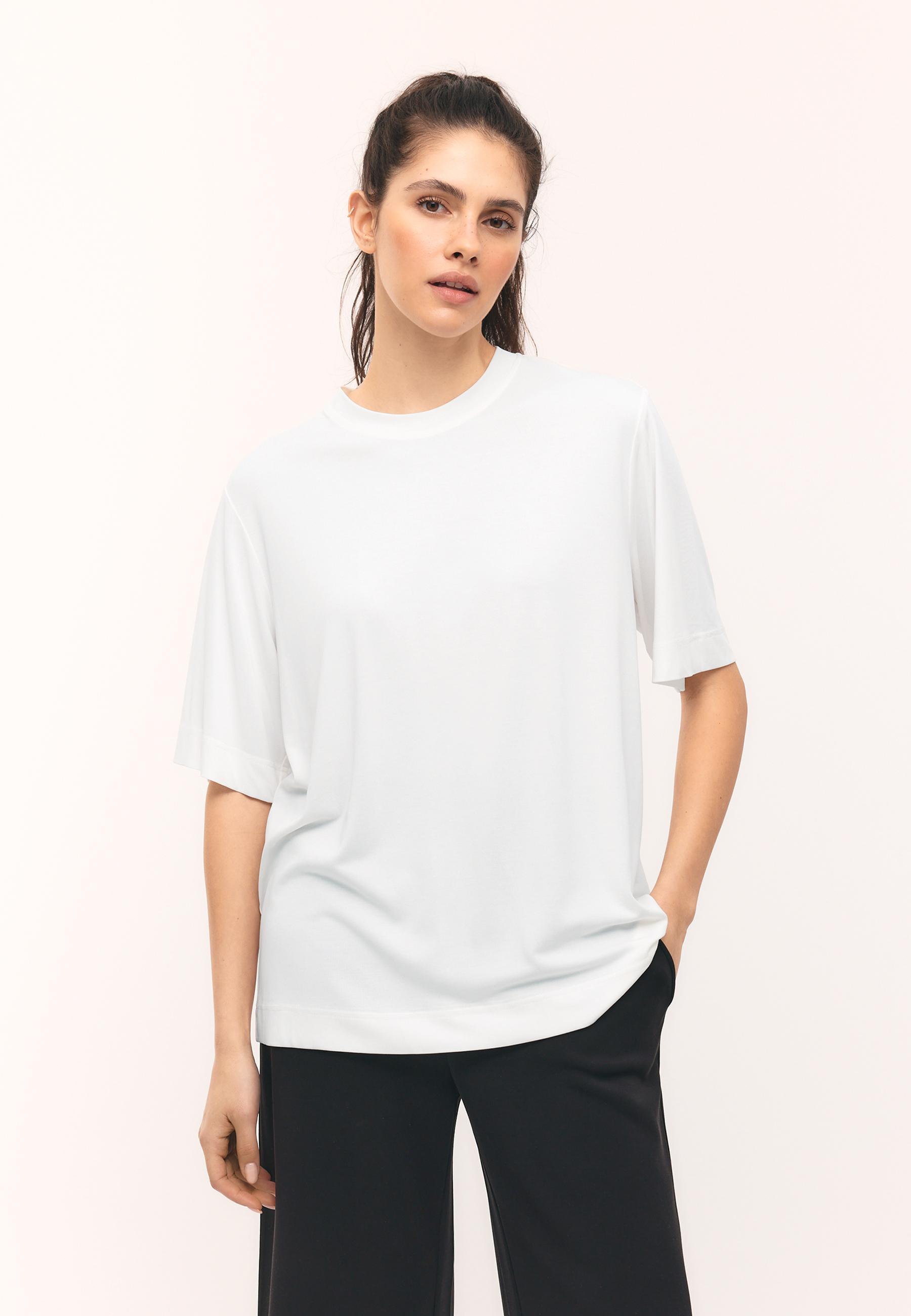 Soft-touch oversize turtleneck — Ecru
