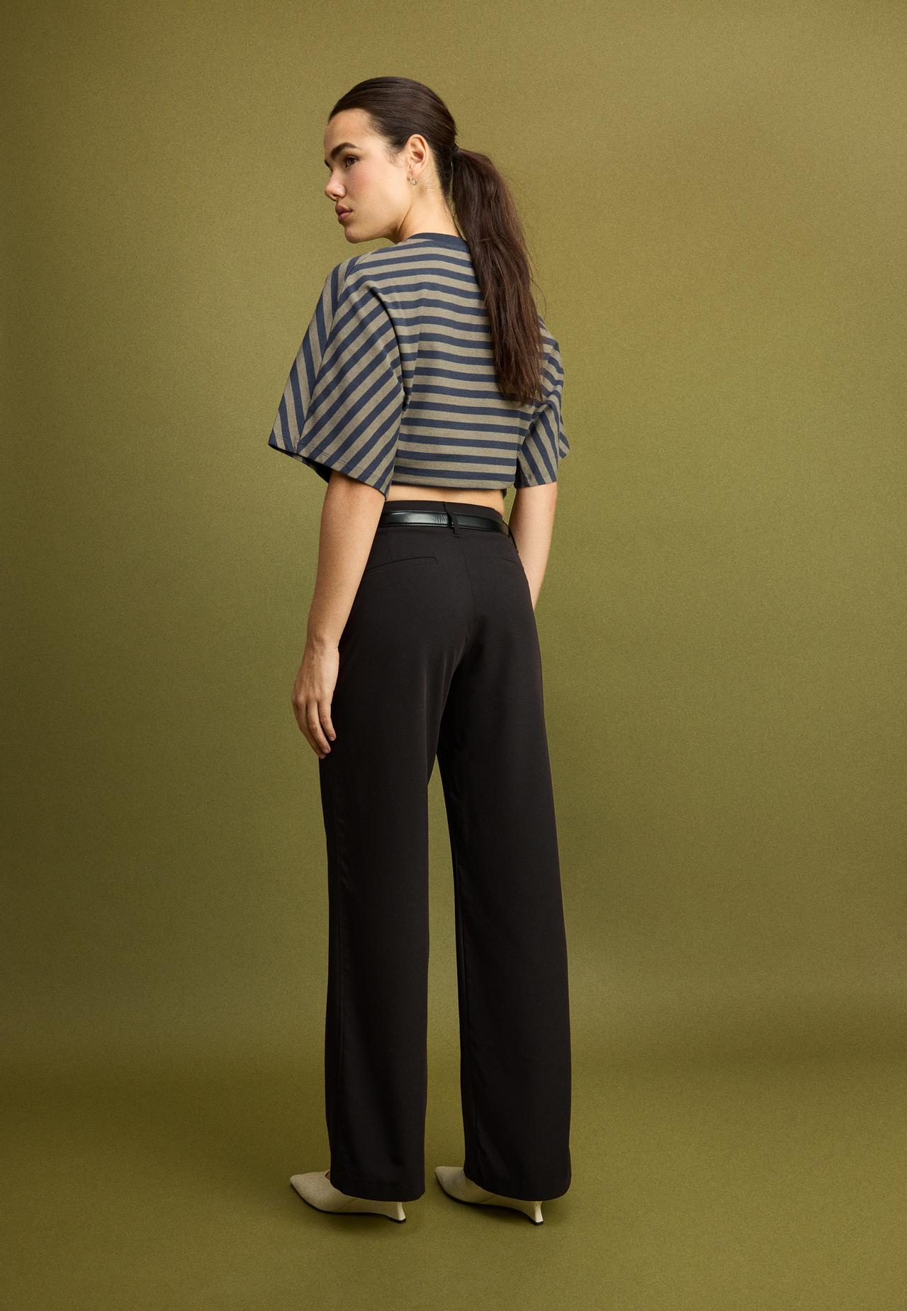 Flowing straight smart trousers with belt — Black