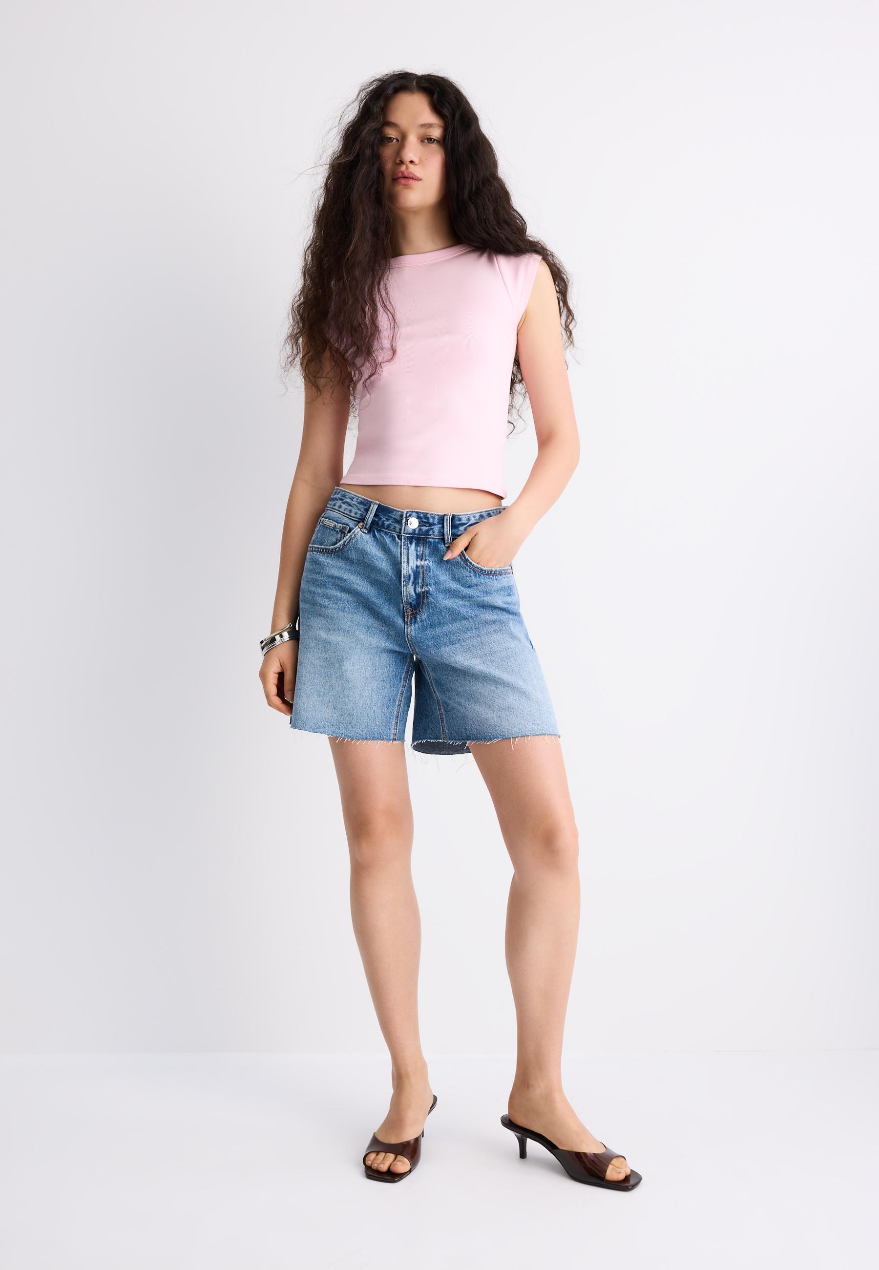 Basic boat neck T-shirt - Women's The collective | Stradivarius