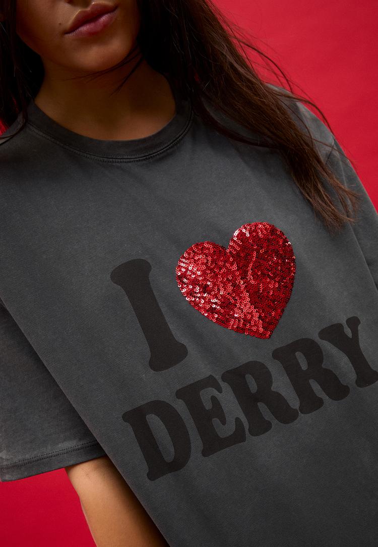 camiseta oversize derry efecto lavado