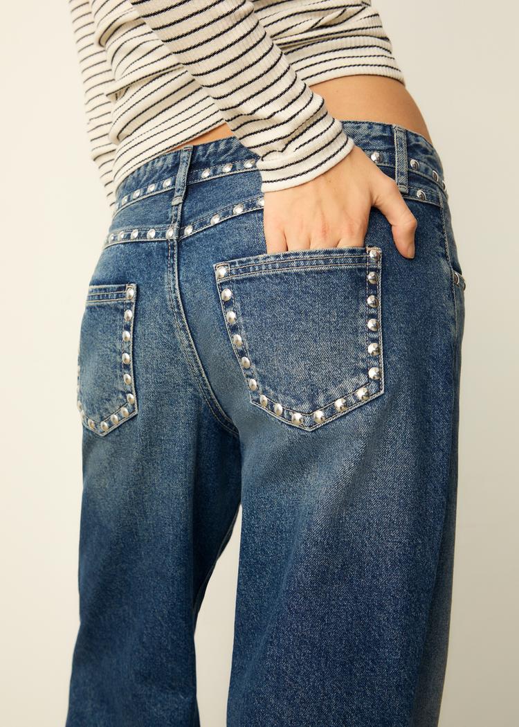 baggy jeans met