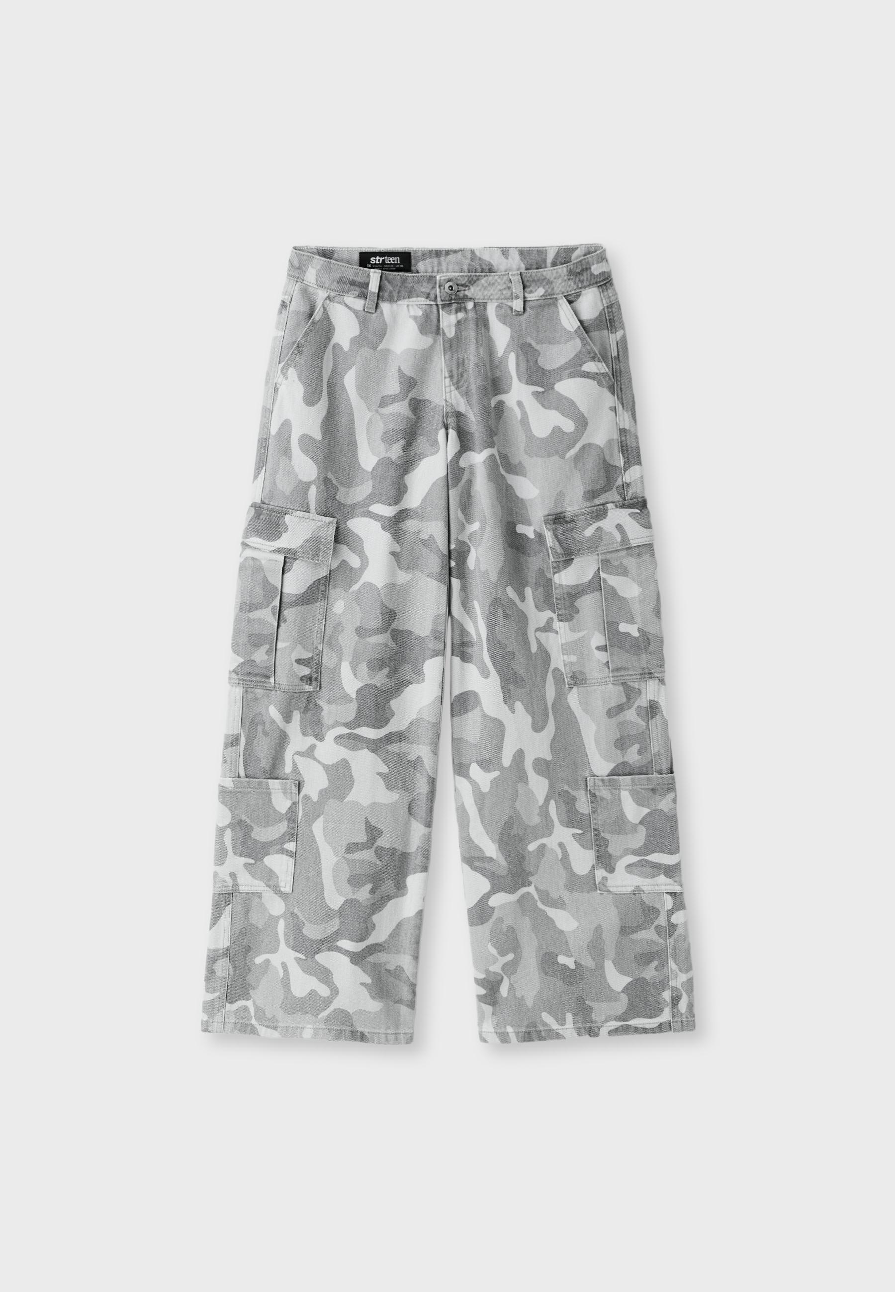 Stradivarius Desenli kargo pantolon görsel 2