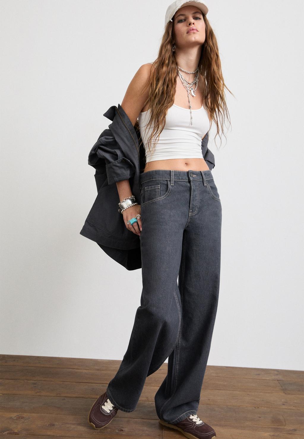 Loose baggy jeans