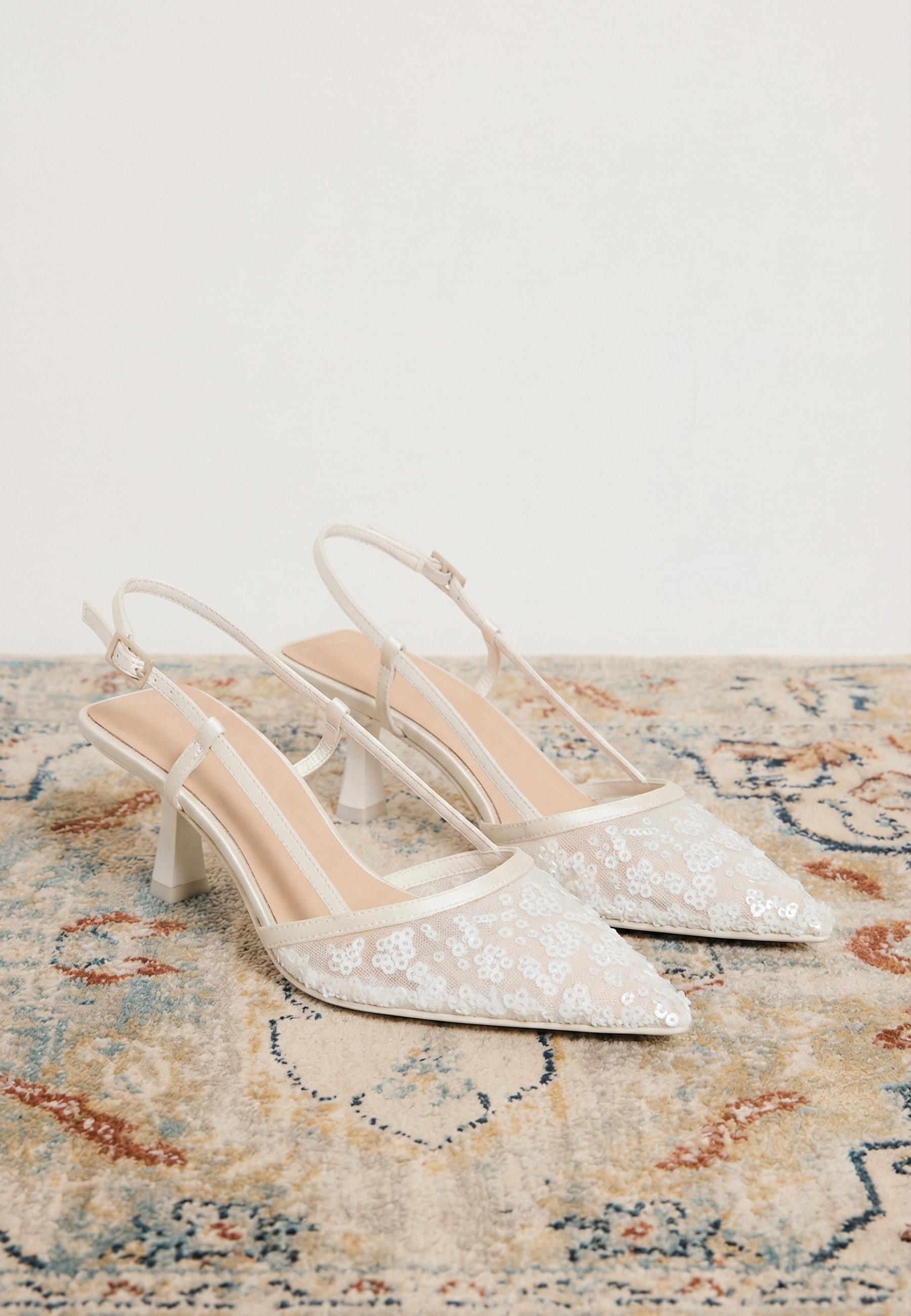 Rhinestone mesh kitten heel shoes — BEIGE